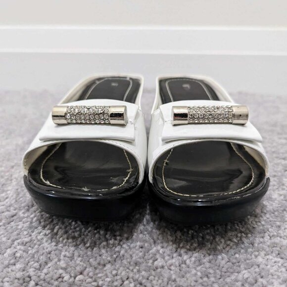 Black and White Wedges - Picture 5 of 6